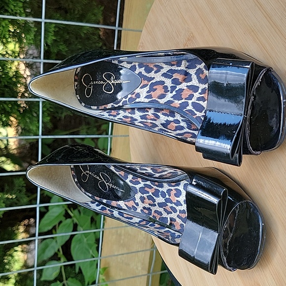 Jessica Simpson Womens Kendale Patent Leather Bow Peep Toe Heel Black Size 8.5 - Picture 9 of 13